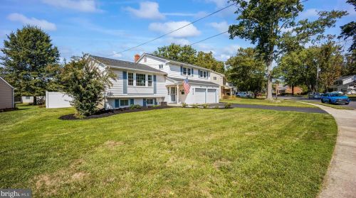 246 Howard Ave, Pilesgrove, NJ 08098-1248
