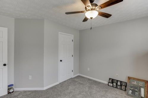 246 Blue Grass Dr, Jefferson GA  30549-8314 exterior