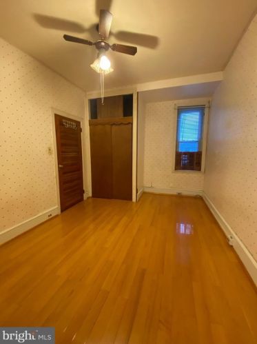 1408 9th St, Philadelphia PA  19147-5704 exterior