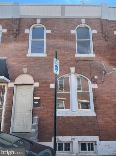 3251 Hurley St, Philadelphia, PA 19134-1718