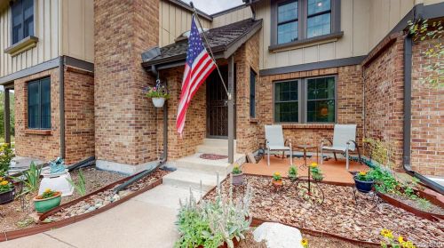 8187 Phillips Cir, Englewood, CO 80112-3254