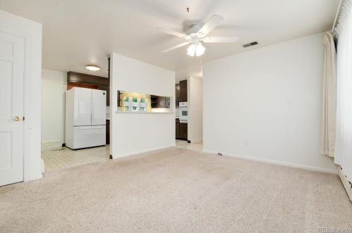 2305 Holly Pl, Denver CO 80222-6218 exterior