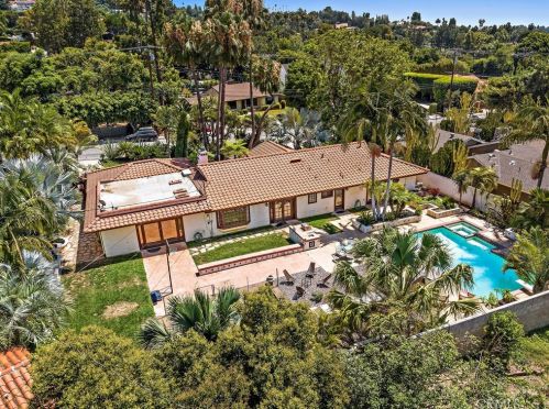 11411 Arroyo Ave, Santa Ana CA  92705-2469 exterior