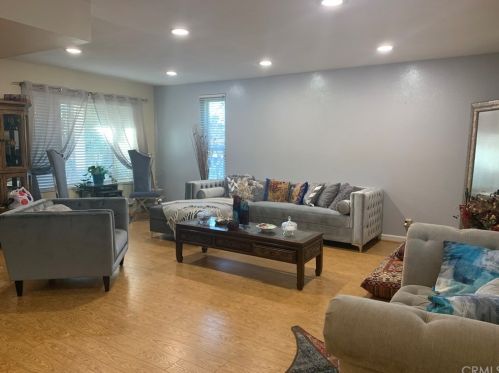 36 Seton Rd, Irvine, CA 92612-2118