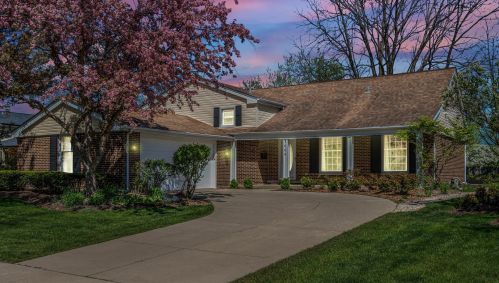 3009 Stratford Rd, Arlington Hts IL  60004-1707 exterior