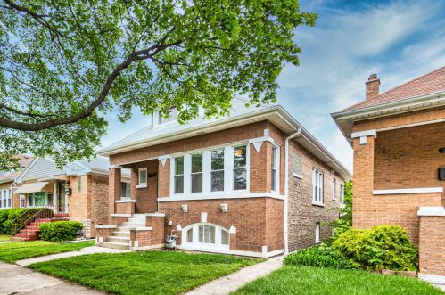2645 Euclid Ave, Forest View IL  60402-2519 exterior