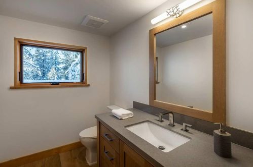 705 John Mckinney, Truckee CA  96161-5190 exterior