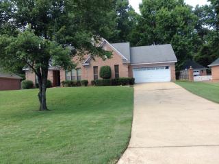 1100 Haleville St, Southaven, MS 38671-2337