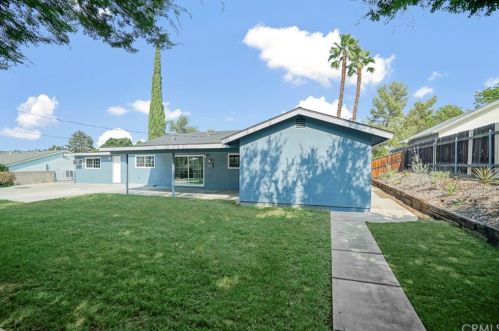 6337 Westview Dr, Riverside CA  92506-5325 exterior