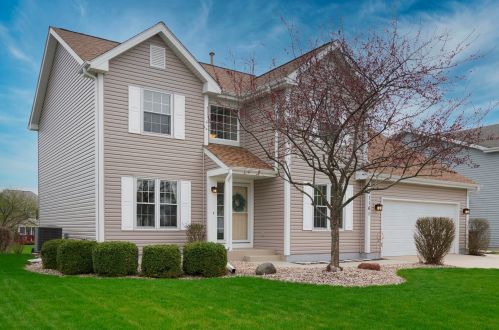 1161 Prescott Ln, Bull Valley, IL 60014-8894