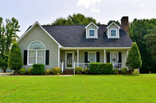 2510 Caswell Ct, Gastonia, NC 28054-6075