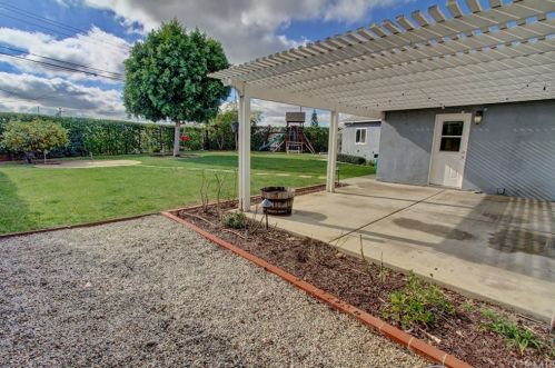 14470 Chere Dr, Whittier CA 90604-3036 exterior