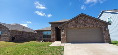 7205 Mistletoe Trl, Granbury TX  76048-3310 exterior
