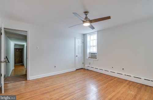 614 21st St, Philadelphia PA  19130-3232 exterior