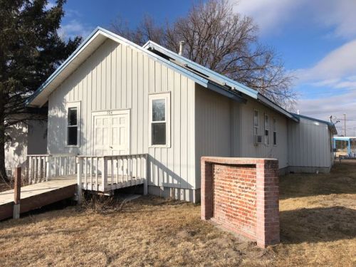 704 2nd St, Oshkosh, NE 69154-5019