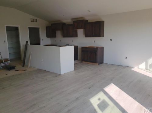 1840 Rusty Spur Ln, Pueblo, CO 81007-1253