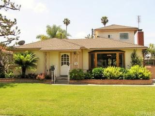 7512 Calmcrest Dr, Downey, CA 90240-2601