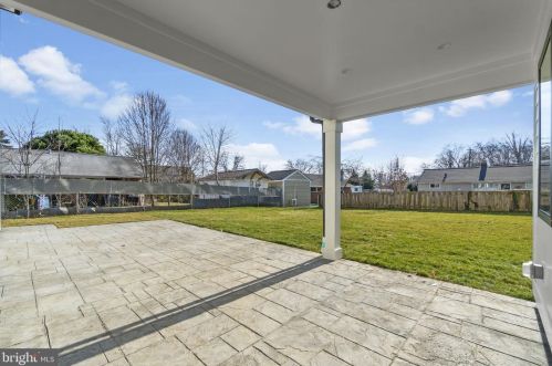 7302 Dickenson St, Springfield VA  22150-4014 exterior