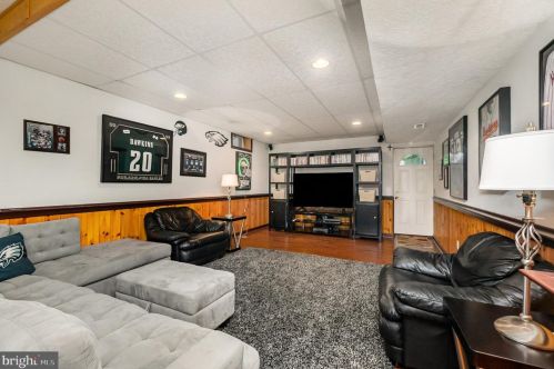 2318 Queensbury Dr, Fallston MD  21047-2928 exterior