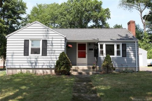 192 Tobey Ave, Windsor CT  06095-3723 exterior