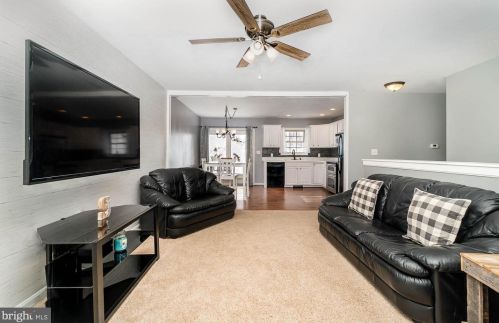 7703 Gnatstown Rd, Hanover PA 17331-6821 exterior