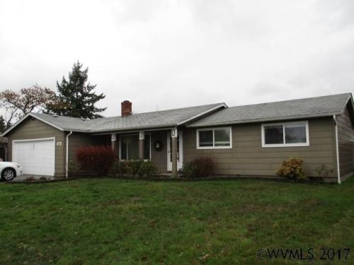 855 15th St, Lebanon, OR 97355-1324