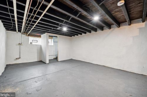 6937 19 St, Philadelphia PA  19146-2936 exterior