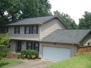 1104 Carterwood Ln, Hixson, TN 37343-2407