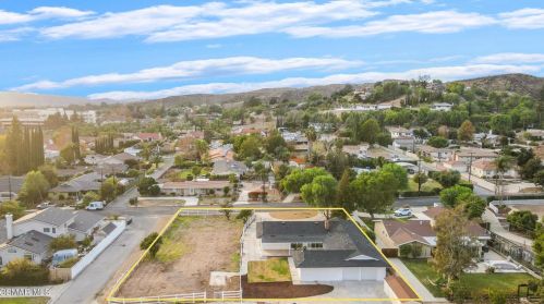 3096 Reservoir Dr, Simi Valley CA  93065-1001 exterior