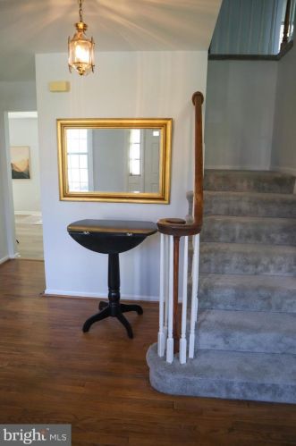 1901 Lodestone Dr, Silver Spring, MD 20904-5321