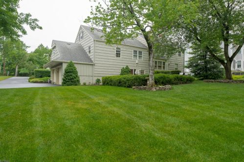 86 May Dr, Chatham Township, NJ 07928-1641
