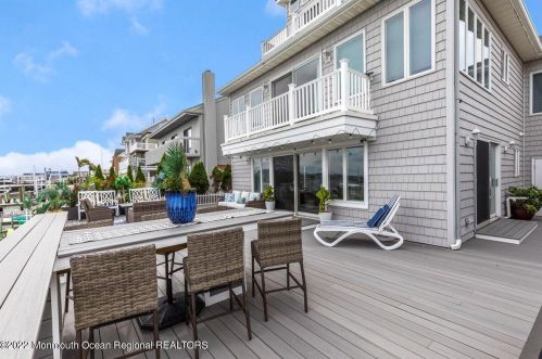 450 Tamiami Dr, Lavallette NJ  08735-3035 exterior