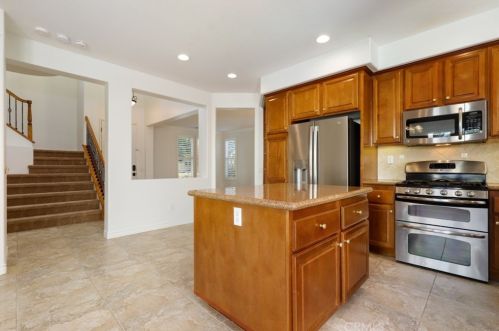 309 Tall Oak, Irvine CA  92603-0673 exterior