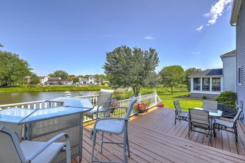 785 Burning Trl, Carol Stream IL  60188-9187 exterior