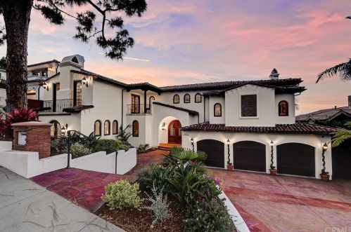853 10th St, Manhattan Beach, CA 90266-5874