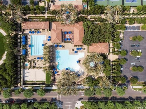 83 Long Mdw, Irvine CA  92620-2825 exterior