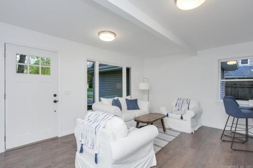 40 Assisi Way, Norwalk CT  06851-3216 exterior