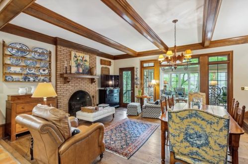 1840 Brandon Hall Dr, Atlanta GA  30350-3709 exterior