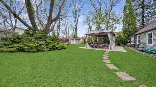 223 Seabury Rd, Lemont IL  60440-2411 exterior