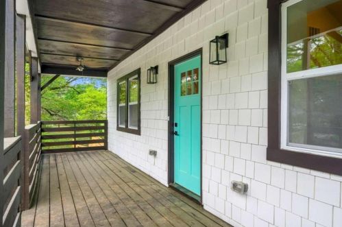 790 Knox Dr, Atlanta GA  30315-6810 exterior