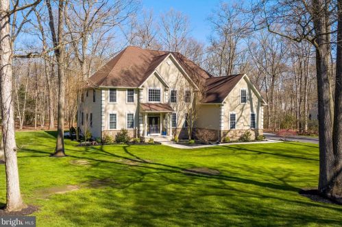 3 Waterview Dr, Pilesgrove, NJ 08098-2648