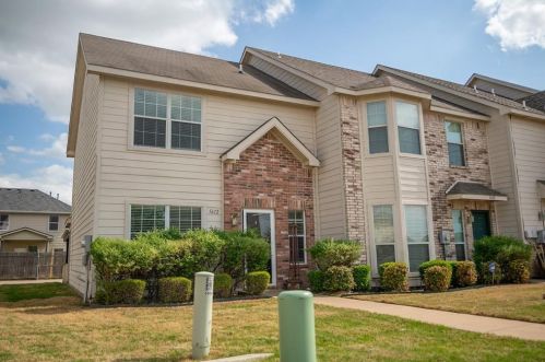 5612 Giddyup Ln, Fort Worth TX  76179-7351 exterior