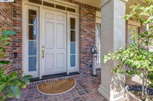 2424 Calderon Ct, Livermore, CA 94550-6619