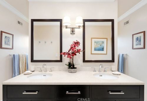 1818 Mariposa Ln, Fullerton, CA 92833-1819