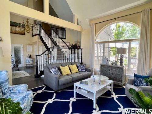 1194 Lone Peak Ln, Draper, UT 84020-8201