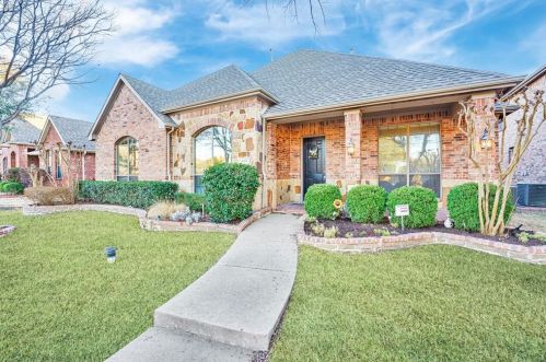 4406 Meadowview Ln, Garland TX  75048-6603 exterior