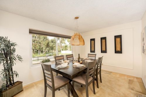 5281 Thorn Tree Ln, Irvine CA  92612-2346 exterior