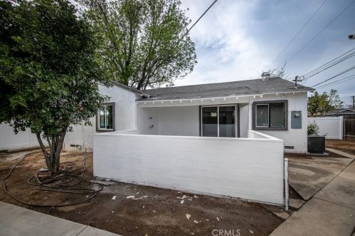 8692 Garfield St, Riverside CA  92504-2963 exterior