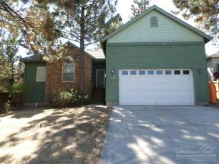 19925 Powers Rd, Bend OR  97702-2131 exterior