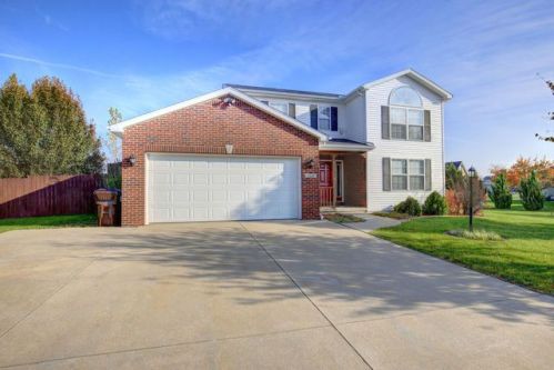 102 Heritage Dr, Fisher, IL 61843-9540